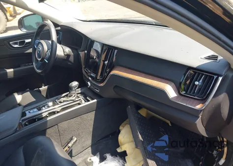 2021 Volvo Xc60 T5 Momentum из США, поврежденный, VIN YV4102RK7M1828290